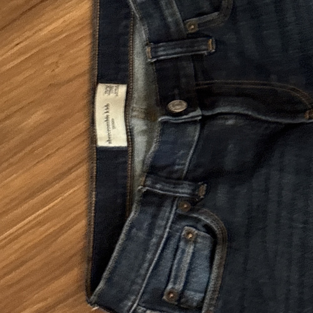 Abercrombie Kids Girls Sz 11/12 Long Skinny Distressed Jeans EUC - Picture 4 of 6